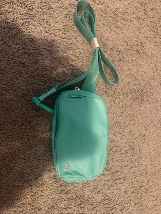 lululemon athletica Handbags - lululemon athletica Teal belt bag - Sleek Everyday Bag
